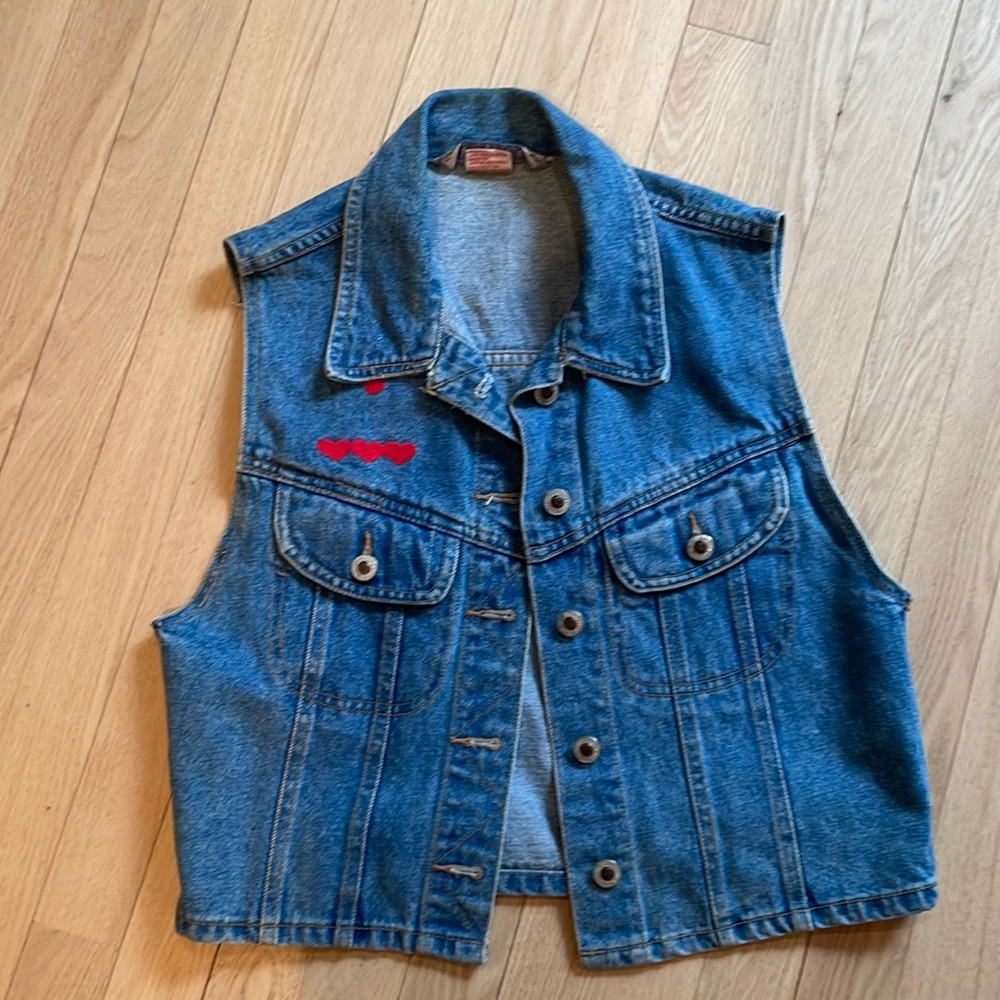 Vintage ‘90s Santa Barbara brand jean vest